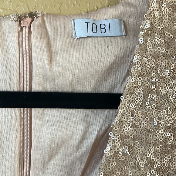 NWT Tobi Champagne Sequin Mini Dress - Picture 4 of 6